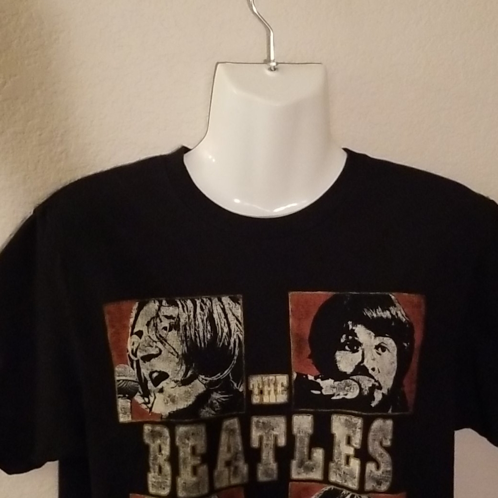 The Beatles Graphic Tshirt - Picture 3 of 13